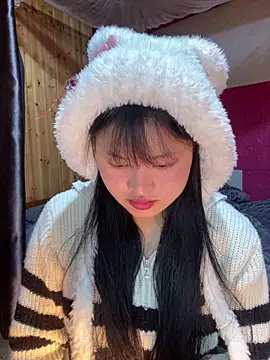 Snapshot of Anges893 chatting on 02-16-25, 01:58 Anges893 online show from 02-16-25, 01:58