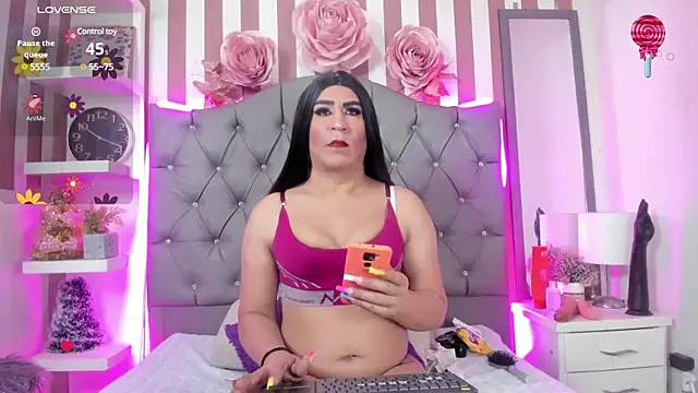 Natasha Hart online show from 02-13-25, 04:43