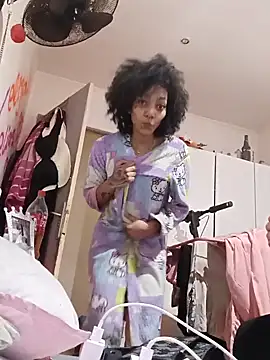 Laanegraofficial  online show from 02-15-25, 11:36