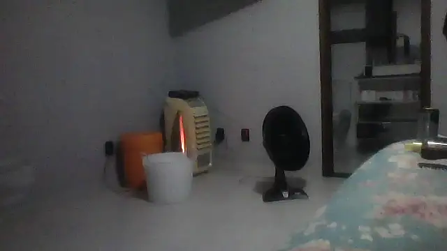 Sarahmonesexy online show from 10-28-25, 05:00