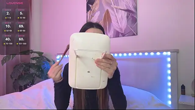 Snapshot of Veronica_leal chatting on 12-16-25, 11:15 Veronica leal online show from 12-16-25, 11:15