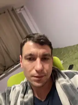 Snapshot of shufflercat chatting on 02-14-26, 11:56 shufflercat online show from 02-14-26, 11:56