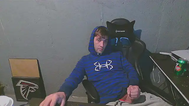 Snapshot of Superoz77 chatting on 12-12-24, 04:15 Superoz77 online show from 12-12-24, 04:15