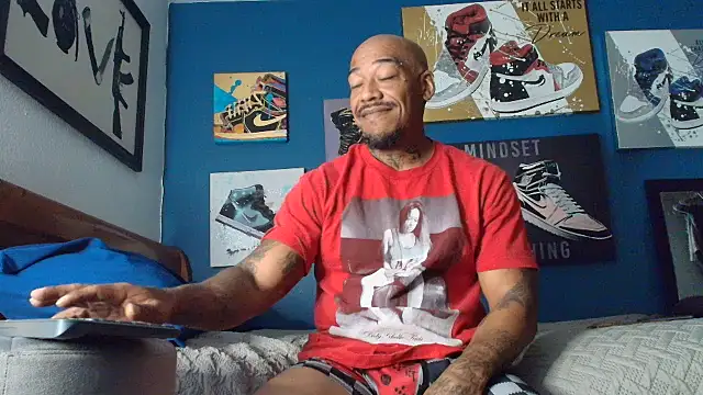 Snapshot of athephenomenal1 chatting on 11-20-25, 05:56 athephenomenal1 online show from 11-20-25, 05:56