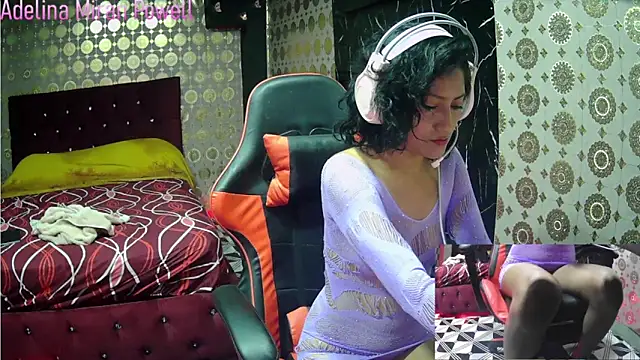 Snapshot of AdelinaMiran90 chatting on 12-15-24, 02:52 AdelinaMiran90 online show from 12-15-24, 02:52