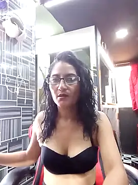 Snapshot of AdelinaMiran90 chatting on 09-17-25, 03:03 AdelinaMiran90 online show from 09-17-25, 03:03