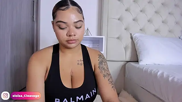 Snapshot of Eloisa_cleavage_ chatting on 02-12-25, 11:18 Eloisa cleavage online show from 02-12-25, 11:18