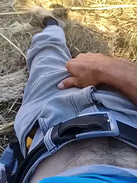 Snapshot of murokkk31 chatting on 10-27-25, 08:18 murokkk31 online show from 10-27-25, 08:18