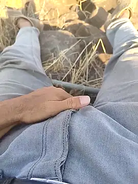 Snapshot of murokkk31 chatting on 11-10-25, 11:42 murokkk31 online show from 11-10-25, 11:42