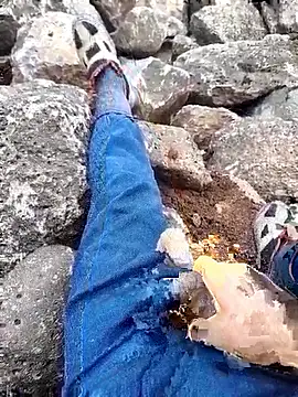 Snapshot of murokkk31 chatting on 11-26-25, 07:42 murokkk31 online show from 11-26-25, 07:42