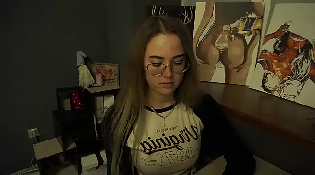 luxie milady online show from 03-13-25, 04:56