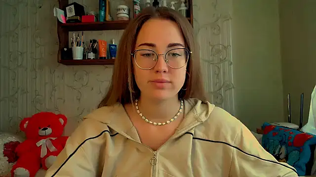 luxie milady online show from 10-09-25, 11:30