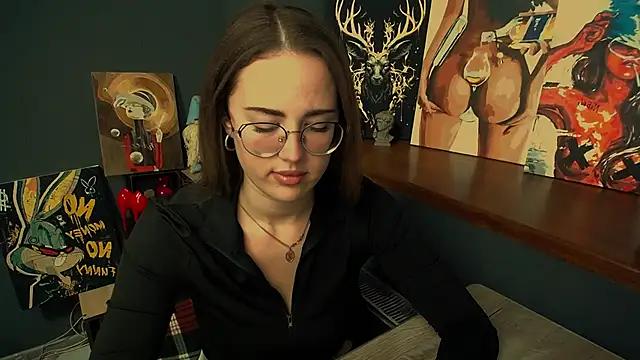 luxie milady online show from 02-07-26, 02:10