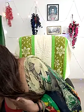 YOUR LOVELY-40 online show from 04-17-26, 07:06