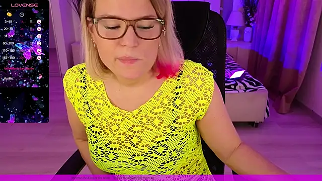 EVAshinyGIRL online show from 01-09-25, 02:51