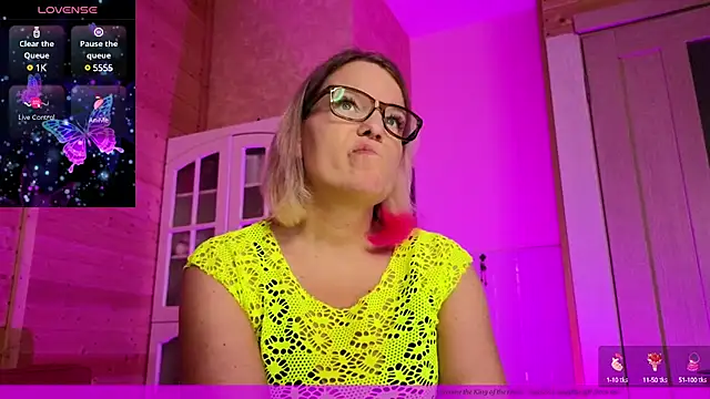 EVAshinyGIRL online show from 03-06-25, 07:32