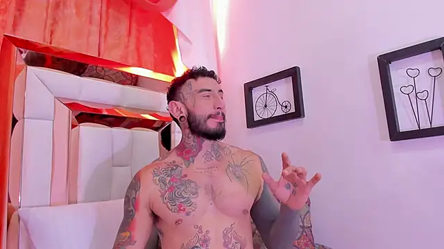 Snapshot of dilan_scootk_ chatting on 05-20-26, 07:42 dilan scootk online show from 05-20-26, 07:42
