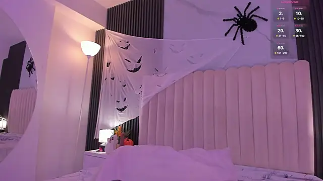 KatDreams  online show from 10-11-25, 08:40
