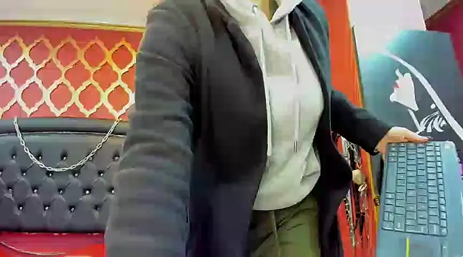 Mistressviictoria online show from 03-13-25, 11:30