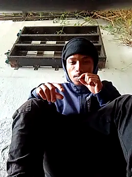 slimmydaddy69 online show from 03-12-26, 12:33