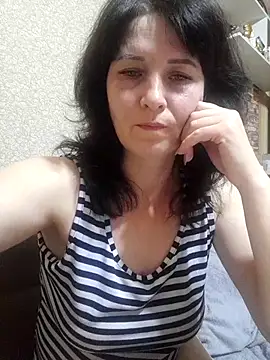 Snapshot of MriaLove31 chatting on 11-15-25, 05:53 MriaLove31 online show from 11-15-25, 05:53