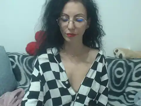 Emmatoo online show from 04-15-26, 07:58