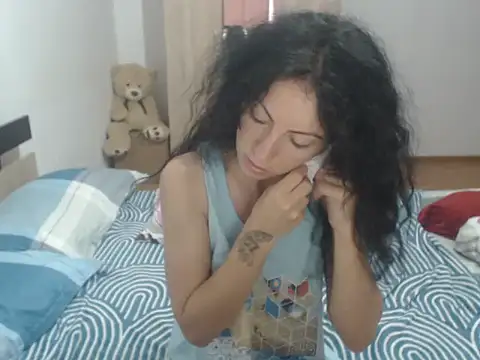 Emmatoo online show from 07-20-26, 04:05