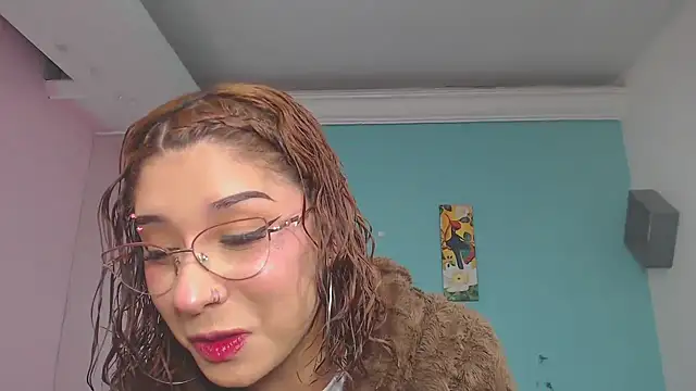 Snapshot of Cinthya-Gomez6 chatting on 01-23-25, 11:04 Cinthya-Gomez6 online show from 01-23-25, 11:04