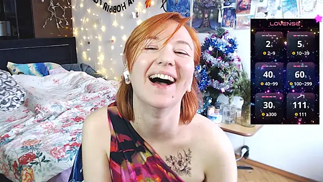 Snapshot of licentia__poetica chatting on 01-01-25, 08:13 licentia  poetica online show from 01-01-25, 08:13