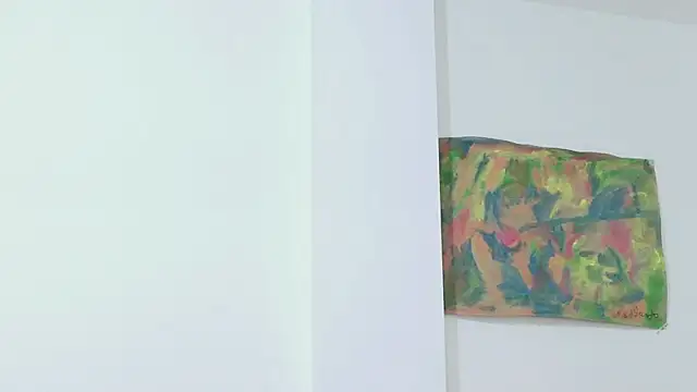 Snapshot of linnie_ chatting on 03-10-25, 08:48 linnie  online show from 03-10-25, 08:48