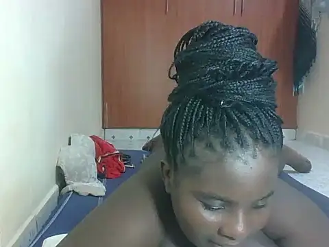 hotebbbyy online show from 05-15-26, 04:25