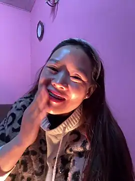 Hellen 111 online show from 01-13-25, 02:11