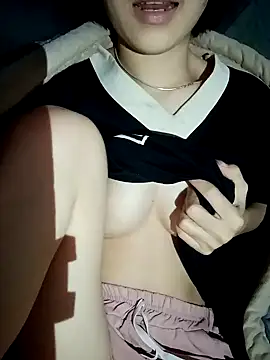 Snapshot of ltysl chatting on 12-17-24, 02:55 ltysl online show from 12-17-24, 02:55