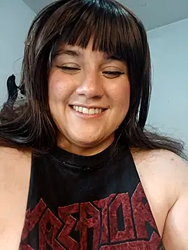 ItsNaiixa online show from 04-11-26, 07:45