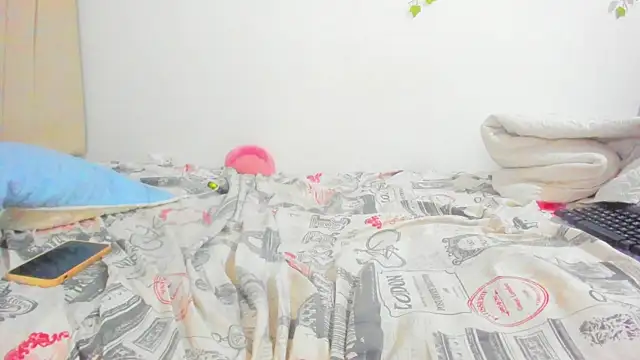 Snapshot of Sweet_MaryJane2 chatting on 03-08-25, 03:17 Sweet MaryJane2 online show from 03-08-25, 03:17