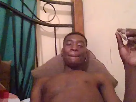 SmallGoodNut online show from 11-06-25, 06:03