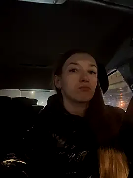 KateRedgar online show from 11-11-25, 03:23