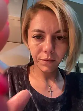 tanyagrey online show from 10-14-25, 05:52