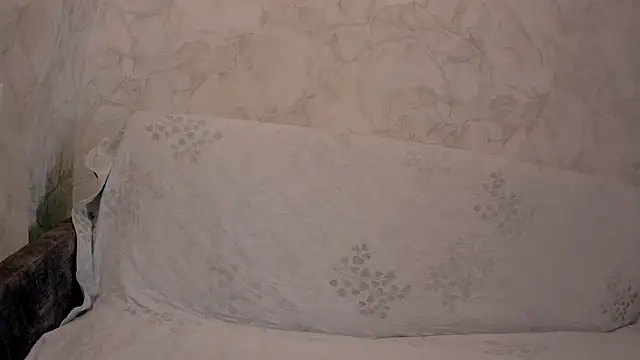 Eva vagner online show from 11-17-25, 02:17