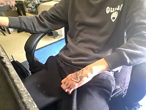 Migaruo online show from 03-26-26, 06:13