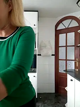 Snapshot of lamorbosa37 chatting on 12-13-24, 12:50 lamorbosa37 online show from 12-13-24, 12:50