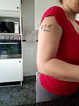 Snapshot of lamorbosa37 chatting on 12-18-24, 12:29 lamorbosa37 online show from 12-18-24, 12:29