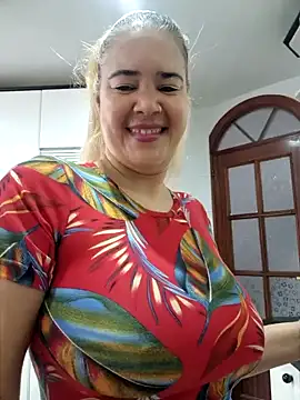 Snapshot of lamorbosa37 chatting on 12-19-24, 01:40 lamorbosa37 online show from 12-19-24, 01:40