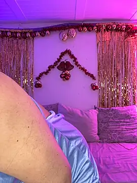 ThaliaRivera  online show from 12-29-24, 09:41