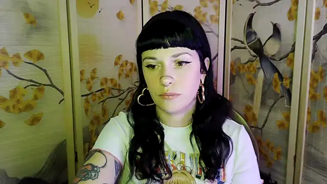 Snapshot of Marcelinegoddess chatting on 03-31-26, 03:19 Marcelinegoddess online show from 03-31-26, 03:19