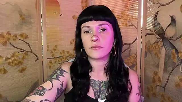 Snapshot of Marcelinegoddess chatting on 04-13-26, 03:39 Marcelinegoddess online show from 04-13-26, 03:39