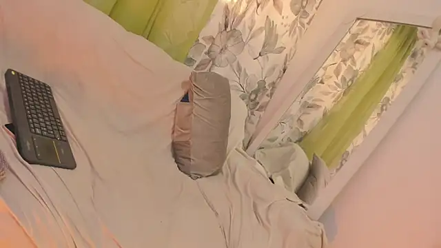 BarbieVenus online show from 06-11-26, 04:38