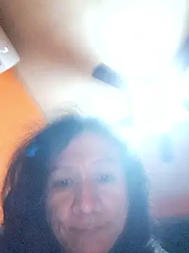 miicheele32 online show from 10-07-25, 09:06