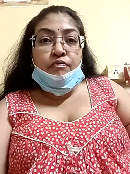 Snapshot of LAVERNIYA_ chatting on 12-30-24, 11:04 LAVERNIYA  online show from 12-30-24, 11:04