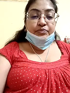 Snapshot of LAVERNIYA_ chatting on 01-27-25, 11:00 LAVERNIYA  online show from 01-27-25, 11:00